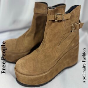 FREE PEOPLE SABRINA PLATFORM BOOTIES IN TAN SUEDE LEATHER SIZE 40 NEW